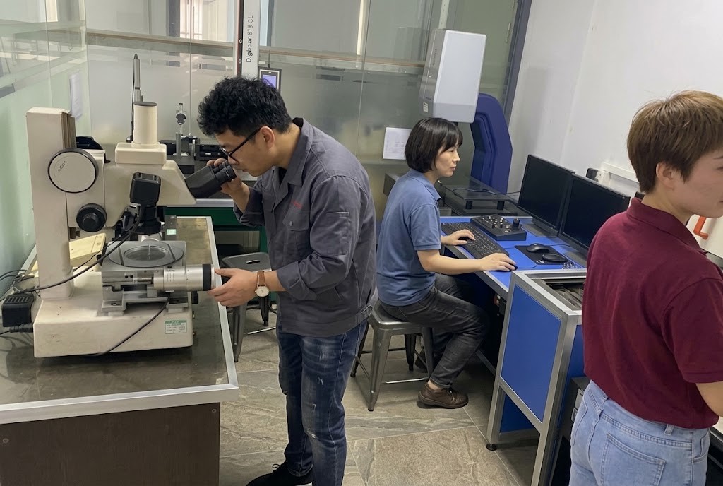 Dimensional inspection area — workshop photo